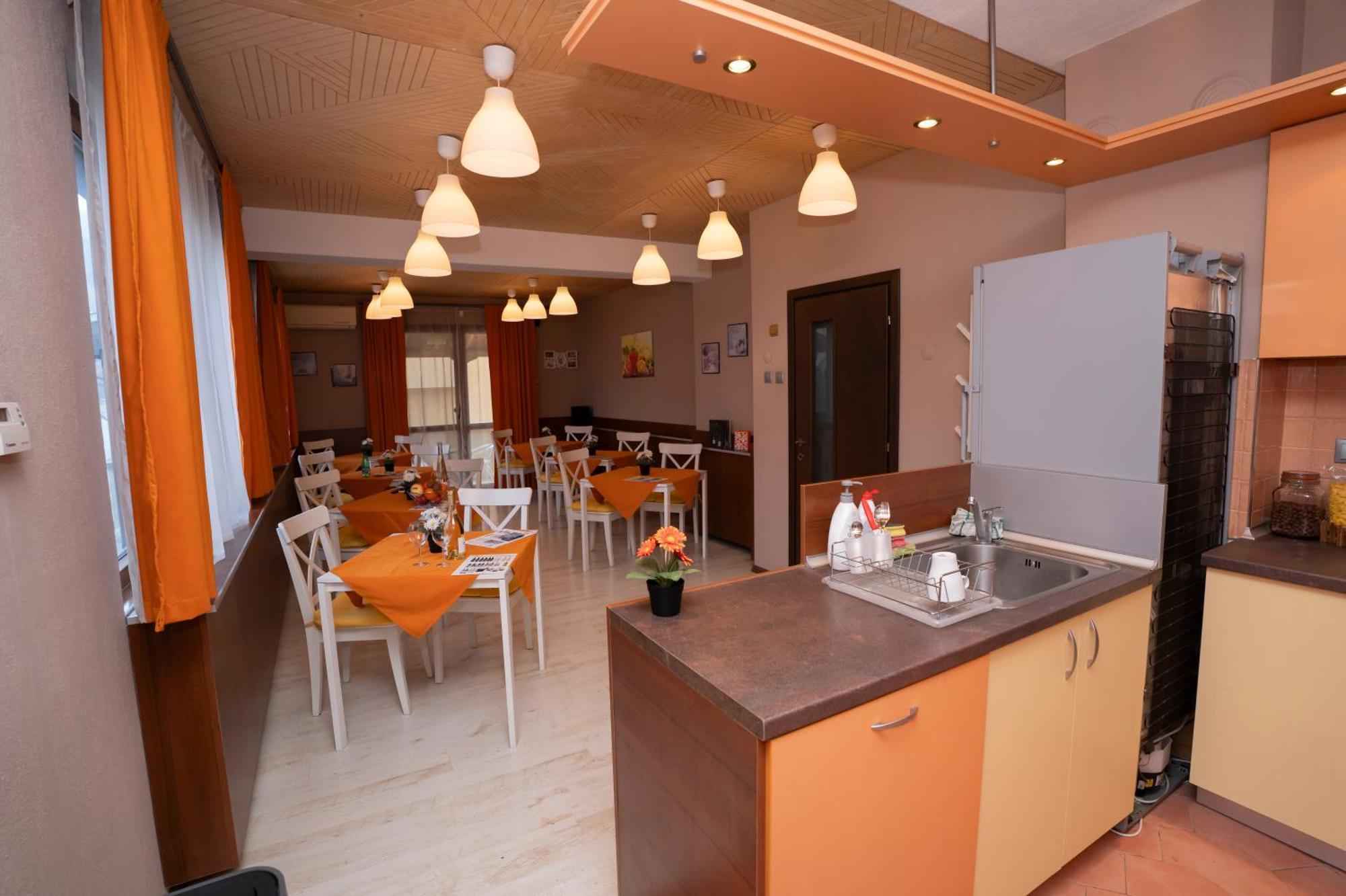 Guest House Traikovi Petrich  ภายนอก รูปภาพ
