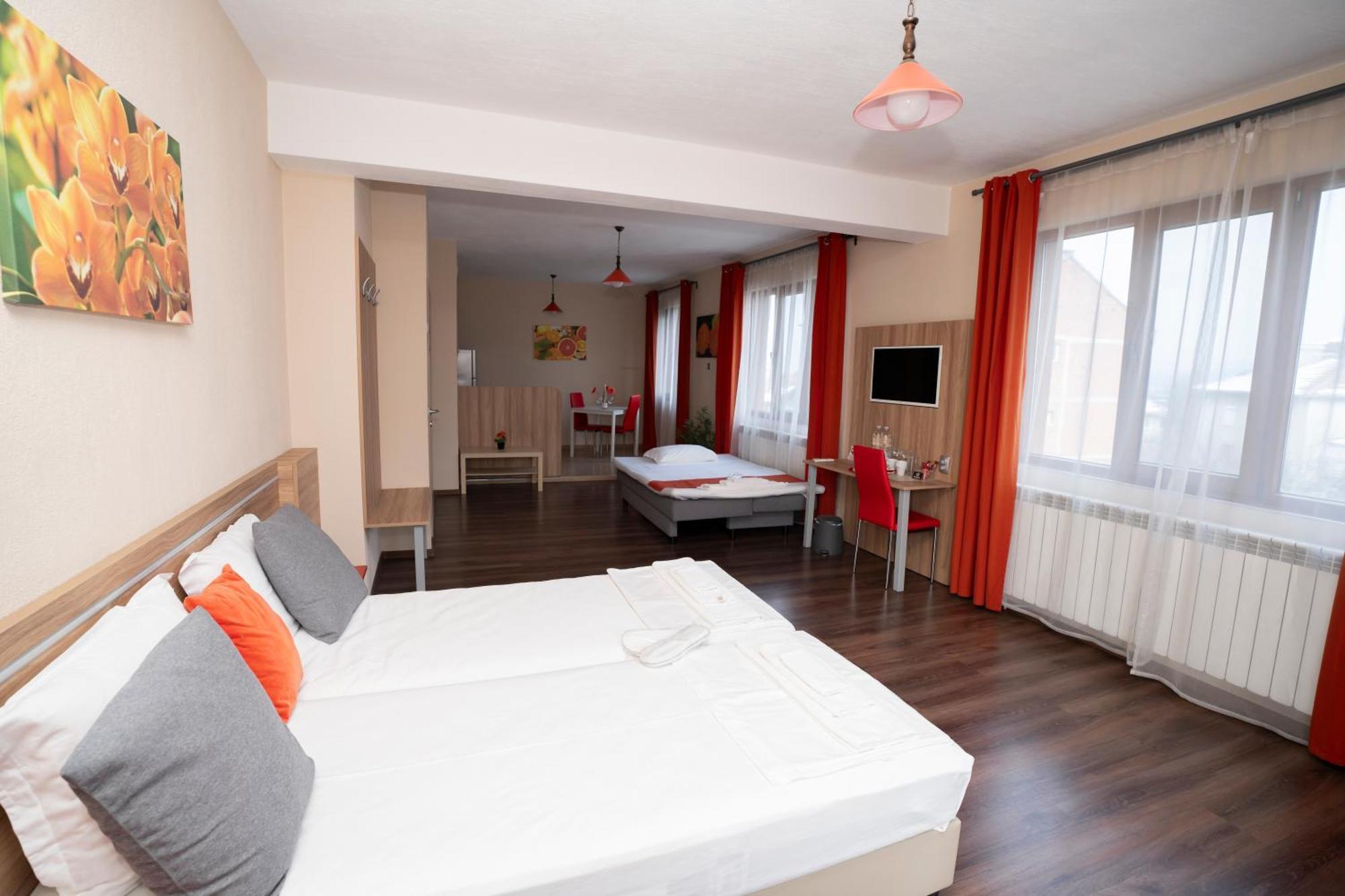 Guest House Traikovi Petrich  ภายนอก รูปภาพ