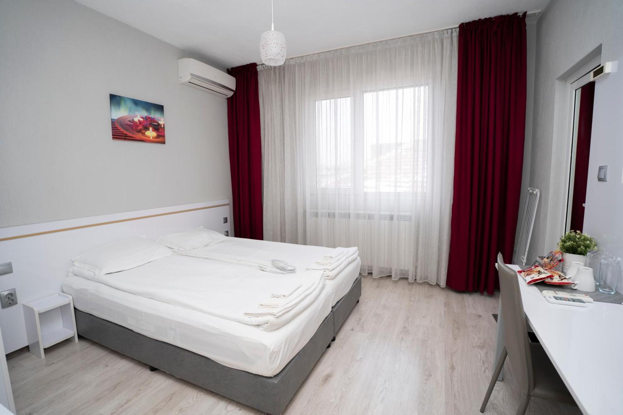Guest House Traikovi Petrich  ภายนอก รูปภาพ